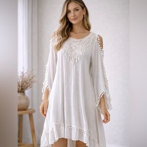 Elegant White Cold Shoulder Dress